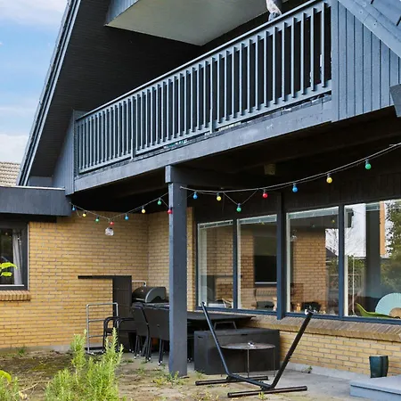 Large Summer House In On Lolland * Bandholm